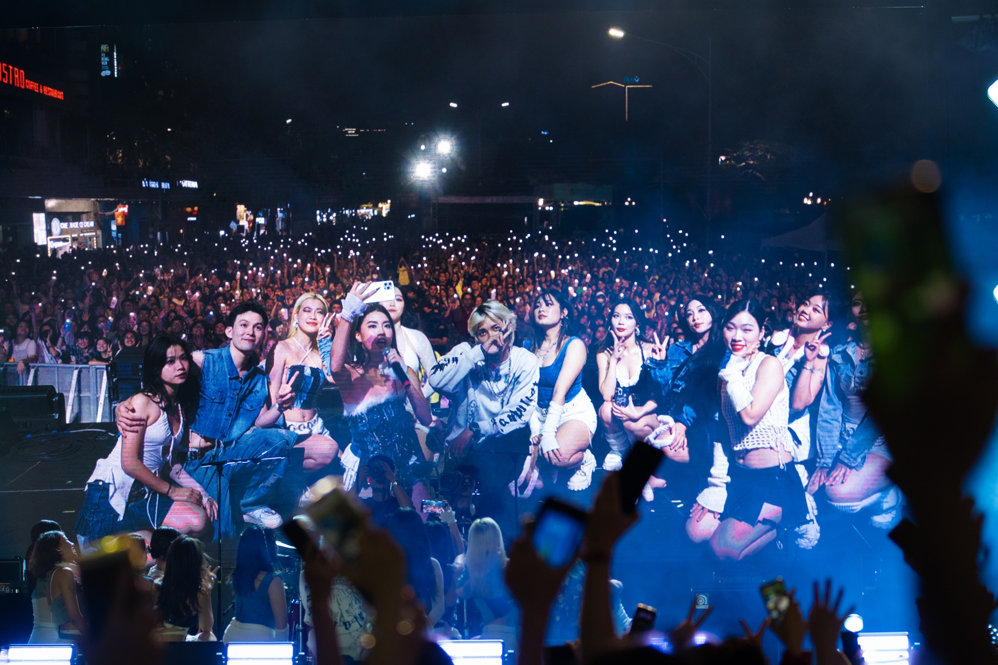 Nhiều nghệ sĩ nổi tiếng tham gia biểu diễn tại đêm khai mạc Lễ hội Âm nhạc Quốc tế Gió Mùa. (Nguồn ảnh: Lấy từ Facebook Pháo Northside)